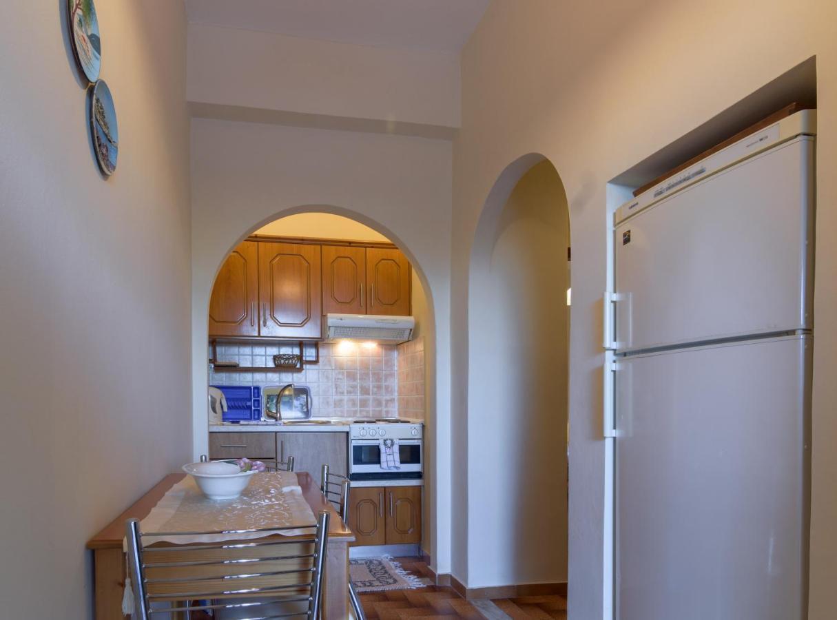 Balis Apartments Палеокастрица Экстерьер фото