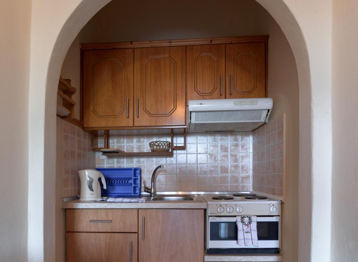Balis Apartments Палеокастрица Экстерьер фото