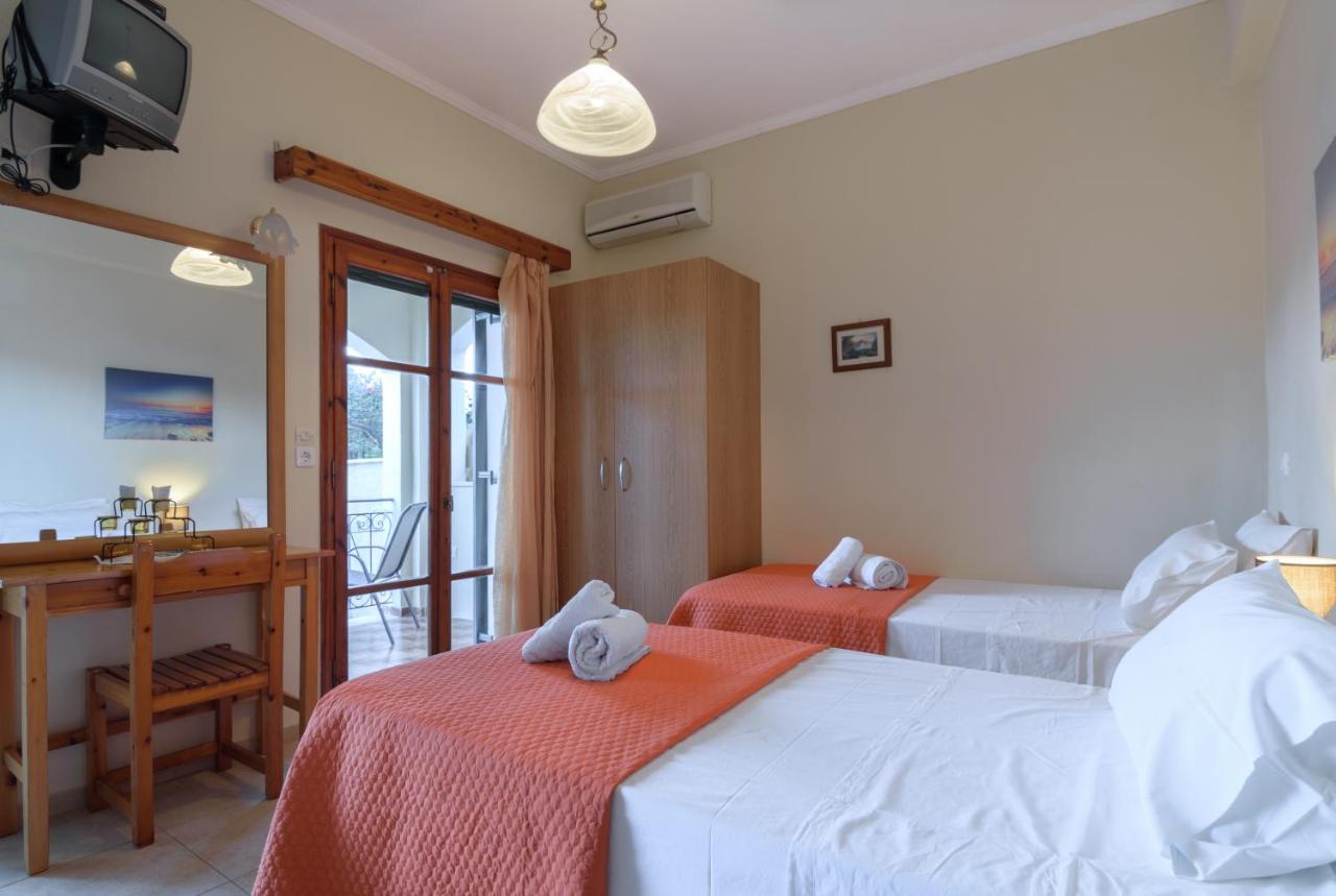Balis Apartments Палеокастрица Экстерьер фото